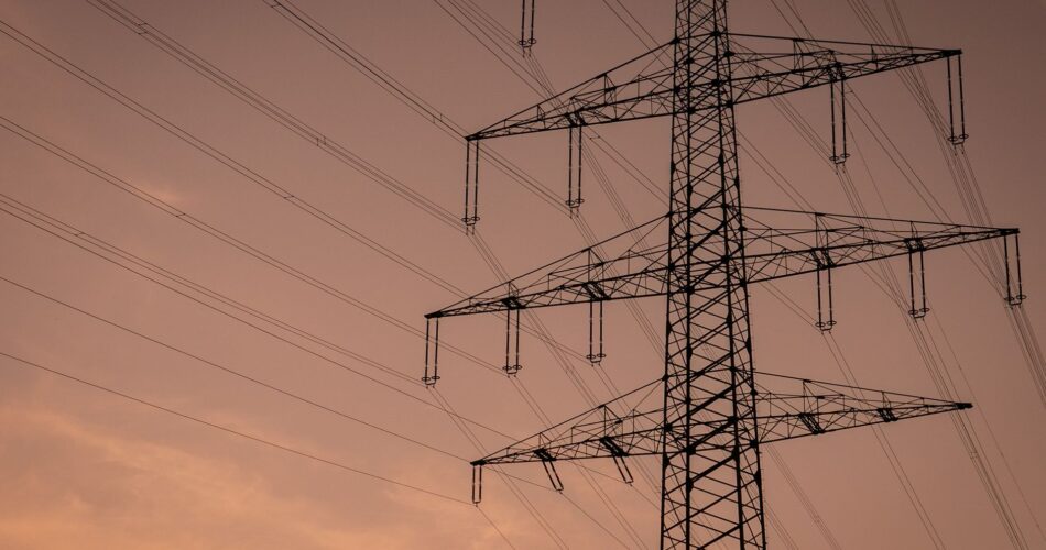 Auditul utilităților casnice: cum afli unde se duc banii pe energie, gaz și apă